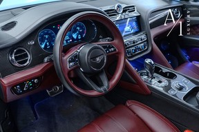 Bentley Bentayga 2021