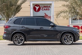 BMW X5 M50i 2023