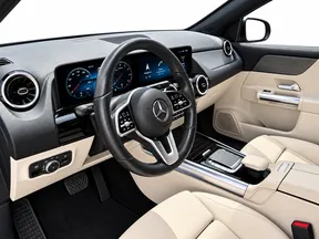 Mercedes-Benz GLA 200 2021