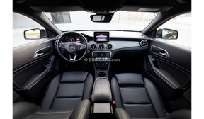 Mercedes-Benz CLA 200 2019