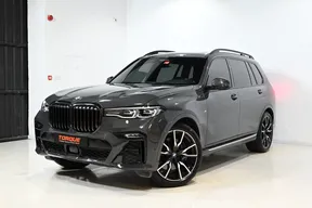 BMW X7 40 2022