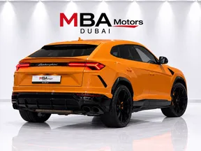 Lamborghini Urus 2021