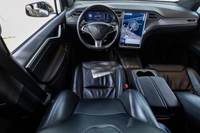 Tesla Model X 2017