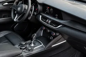 Alfa Romeo Stelvio 2020