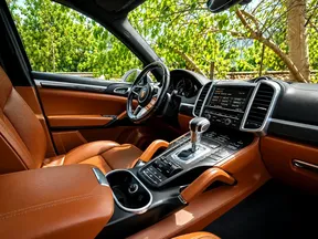 Porsche Cayenne GTS 2016