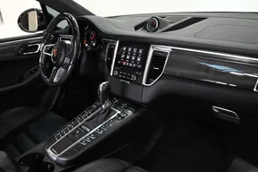 Porsche Macan Turbo 2017