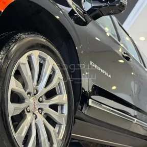 GMC Yukon 2024