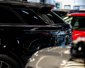 Land Rover Range Rover Velar 2025