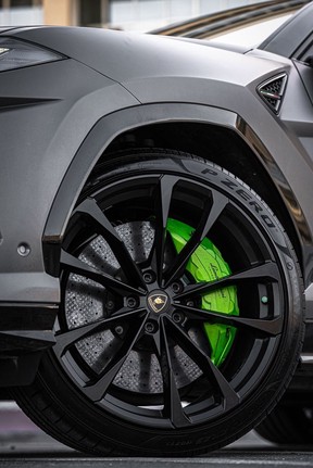 Lamborghini Urus 2021