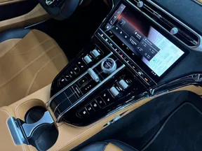 Aston Martin Vantage 2025