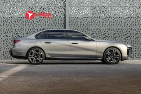 BMW 7 Series 740 2023