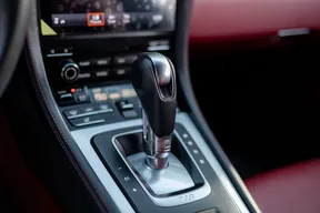 Porsche Cayman 718 2024