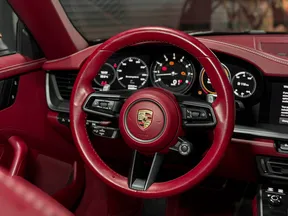 Porsche 911 Carrera 4 2023