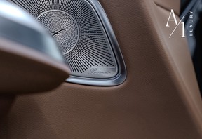 Mercedes-Benz E-Class 300 2025