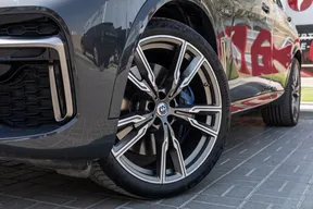BMW X5 M50 2023