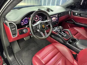 Porsche Cayenne GTS Coupé 2021