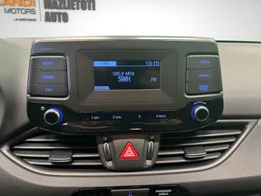 Hyundai i30 2022