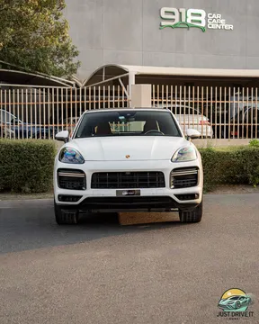 Porsche Cayenne S Coupé 2020