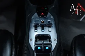 Ferrari SF90 Stradale 2021