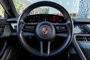 Porsche Taycan 2024