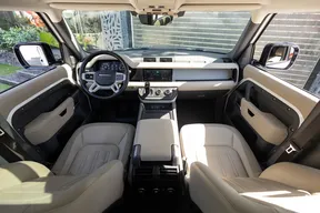 Land Rover Defender 110 2021