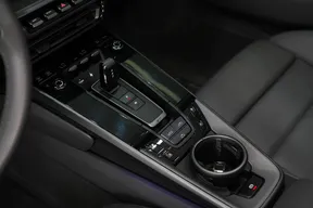 Porsche 911 Carrera 2024