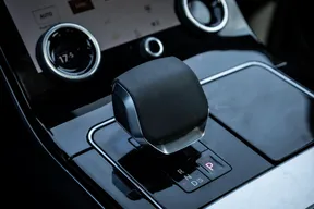 Land Rover Range Rover Velar 2021