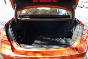 BMW 3 Series 318 2018