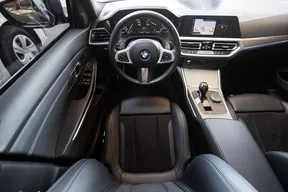 BMW 3 Series 330 2020