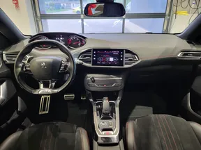 Peugeot 308 2021