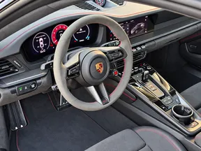 Porsche 911 Carrera GTS 2025