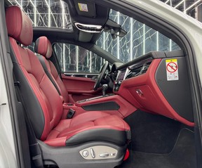 Porsche Macan S 2024