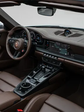 Porsche 911 Carrera GTS 2025