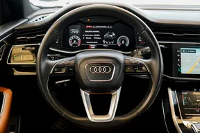 Audi Q8 2020