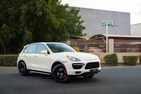Porsche Cayenne Turbo 2011