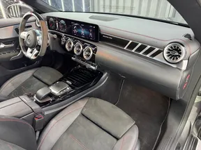 Mercedes-Benz CLA 35 AMG 2021