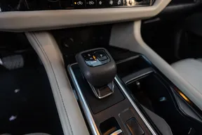 Nissan Pathfinder 2024