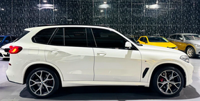 BMW X5 40i 2023