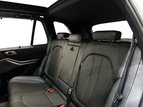 BMW X5 40 2023