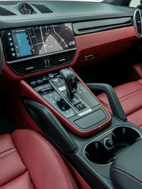 Porsche Cayenne 2023