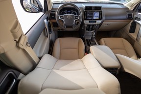 Toyota Land Cruiser Prado 2023