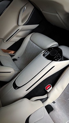 Ferrari Purosangue 2026