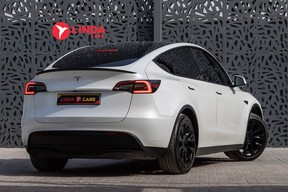 Tesla Model Y Standard Range 2023