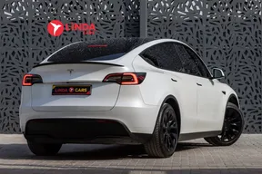 Tesla Model Y Standard Range 2023