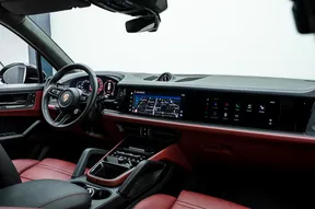 Porsche Cayenne GTS 2025