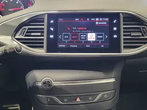 Peugeot 308 2021