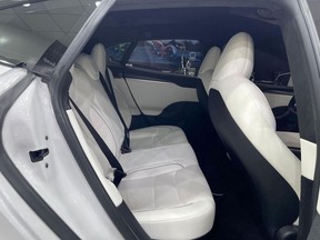 Tesla Model S Ludicrous 2023