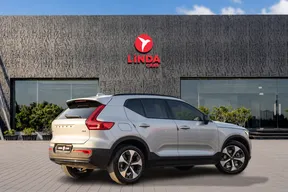 Volvo XC40 2023