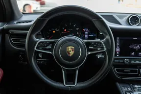 Porsche Macan 2021
