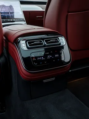 Mercedes-Benz S-Class 580 2022